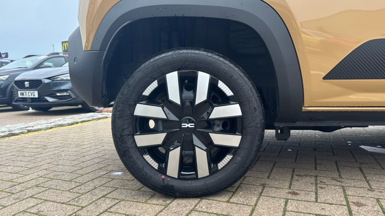 Dacia Spring 27kWh Expression 65 48kW 5dr Auto Electric Hatchback